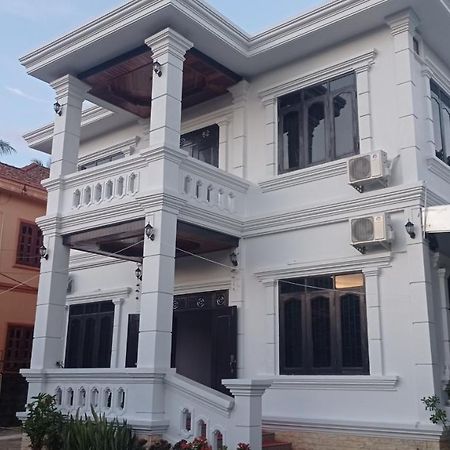 Inthavong Hotel/Guest House Vang Vieng Εξωτερικό φωτογραφία