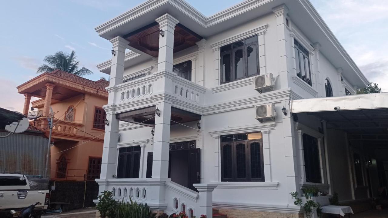 Inthavong Hotel/Guest House Vang Vieng Εξωτερικό φωτογραφία