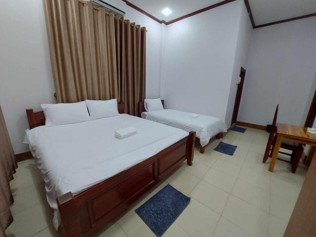 Inthavong Hotel/Guest House Vang Vieng Εξωτερικό φωτογραφία