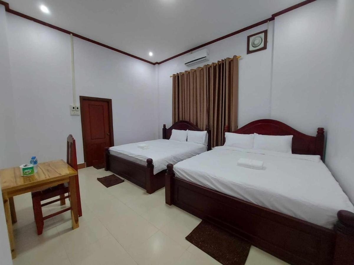 Inthavong Hotel/Guest House Vang Vieng Εξωτερικό φωτογραφία